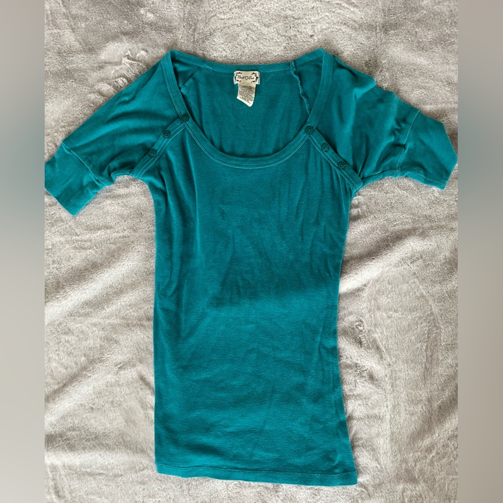Next Era shirt size xl